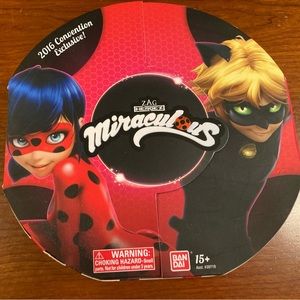 2016 convention exclusive! Miraculous Ladybug and Cat Noir Figures